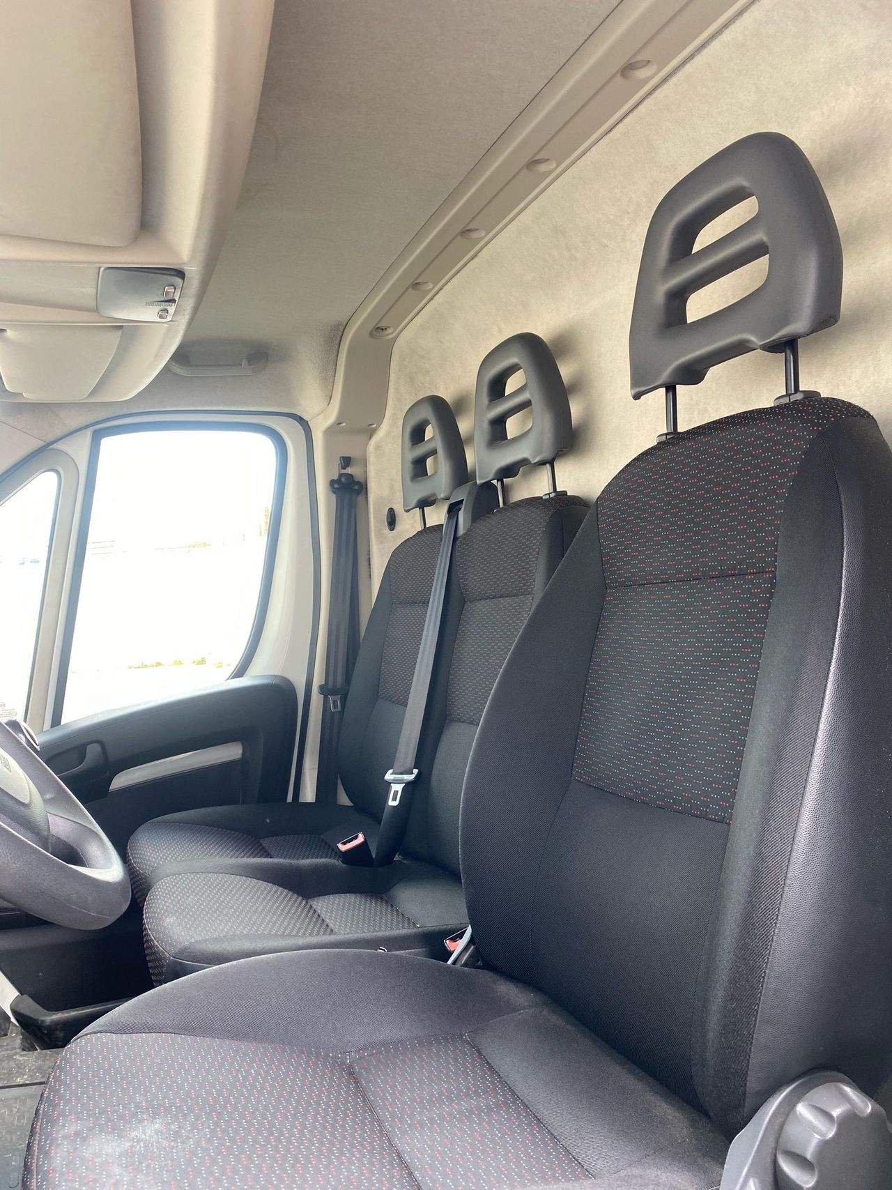 Foto Peugeot Boxer 11