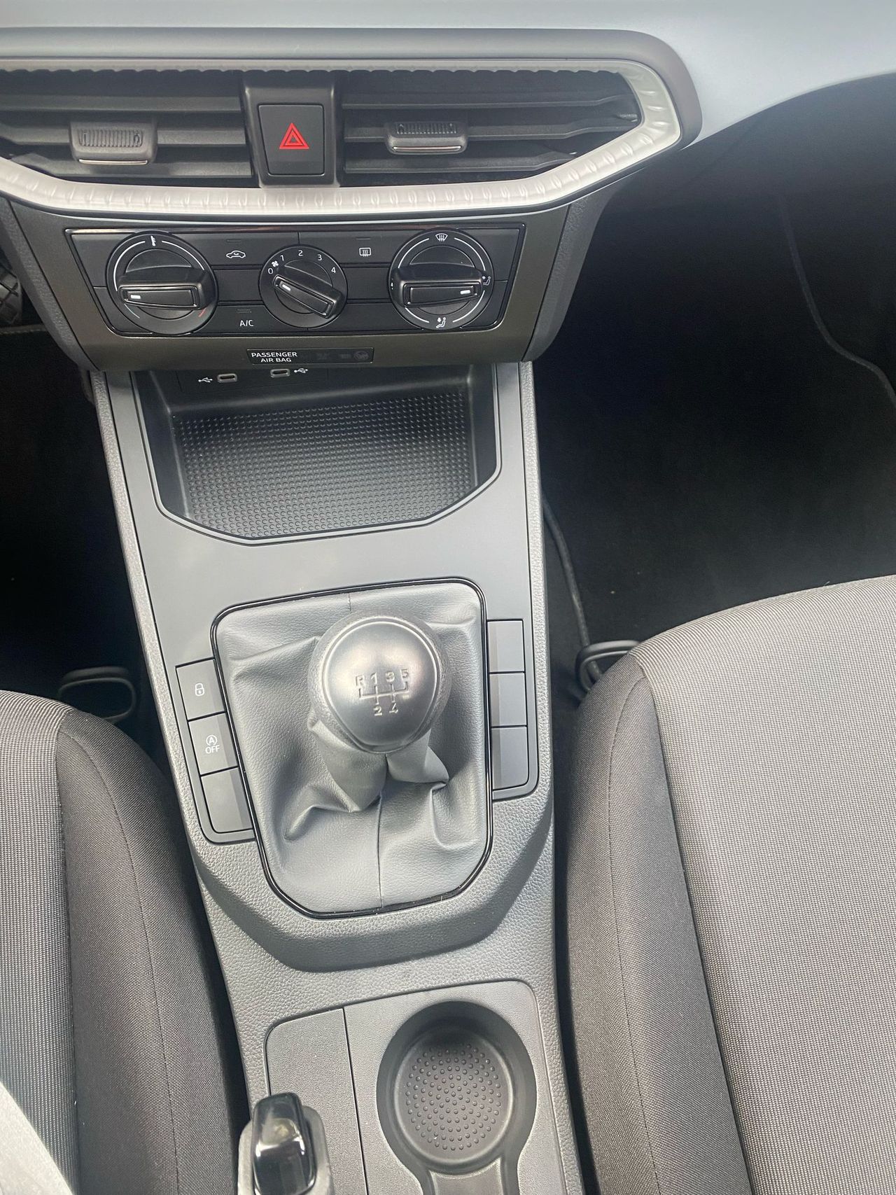 Foto Seat Ibiza 15