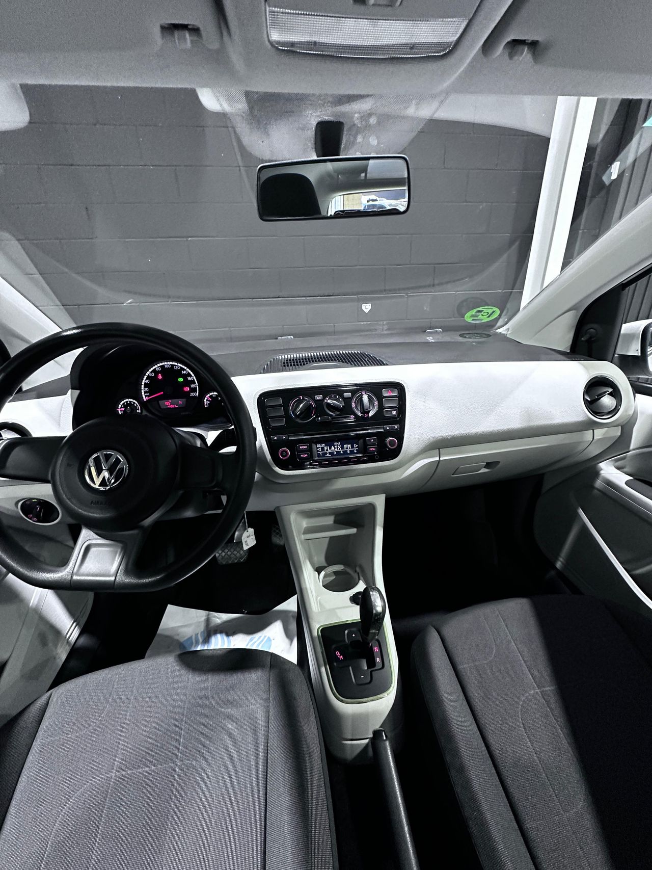 Foto Volkswagen Up 10
