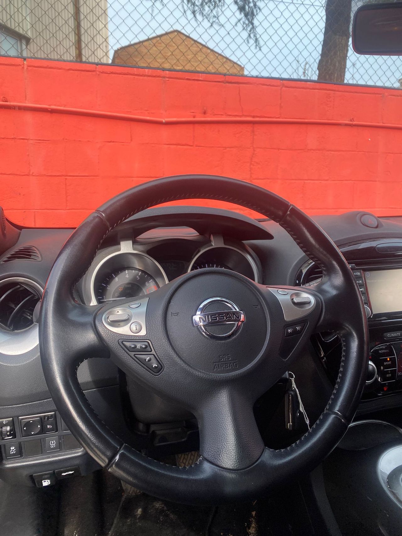 Foto Nissan Juke 14