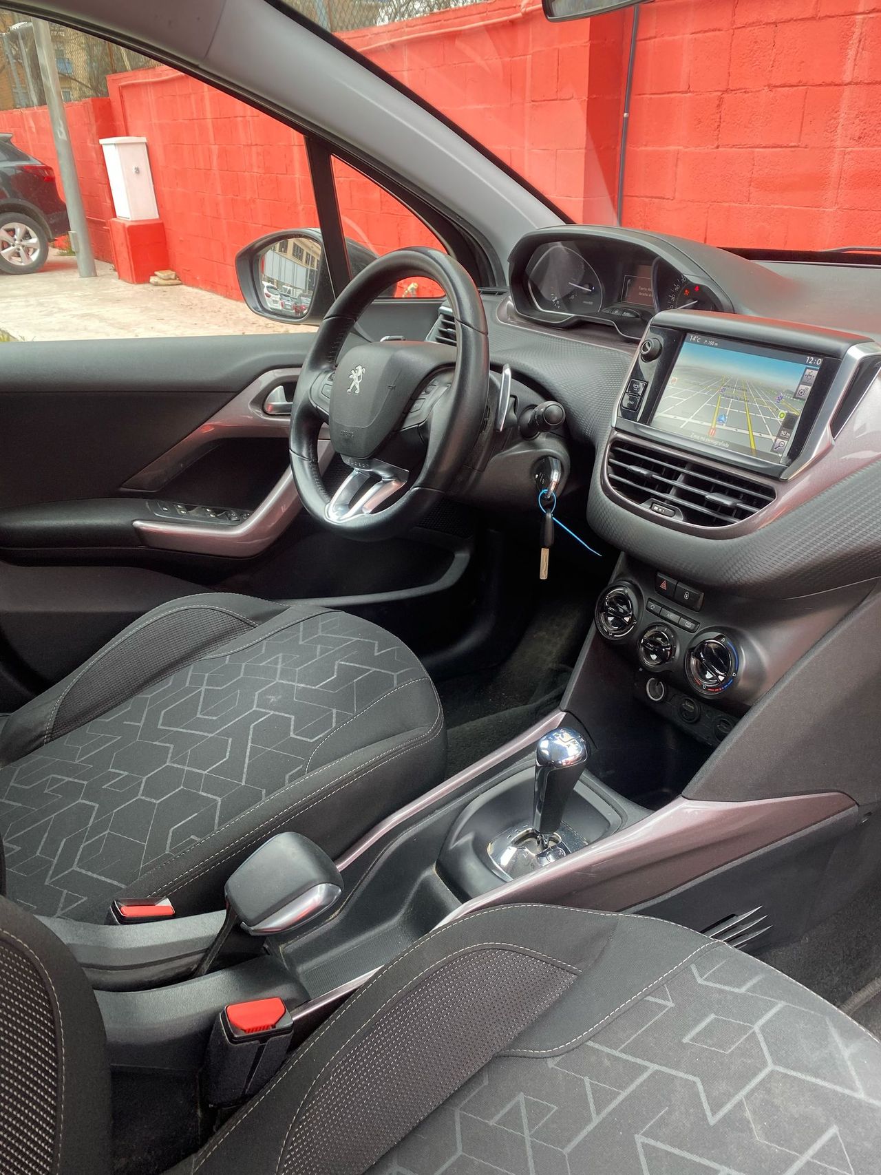 Foto Peugeot 2008 13