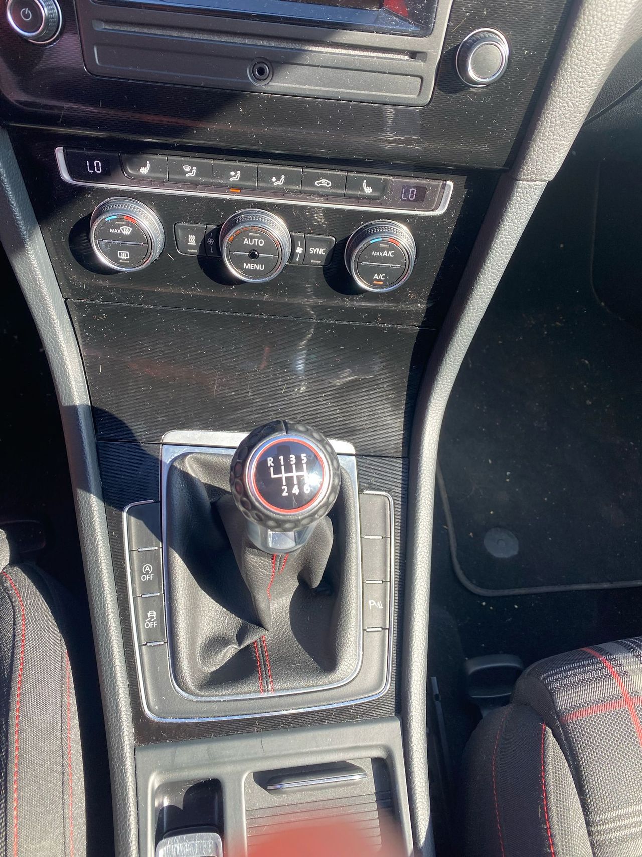 Foto Volkswagen Golf 13