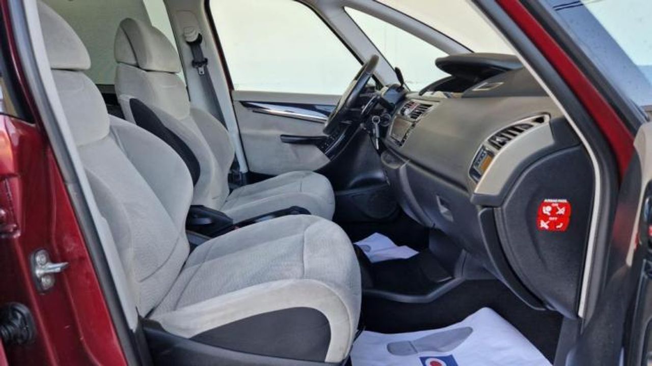 Foto Citroën C4 Picasso 10