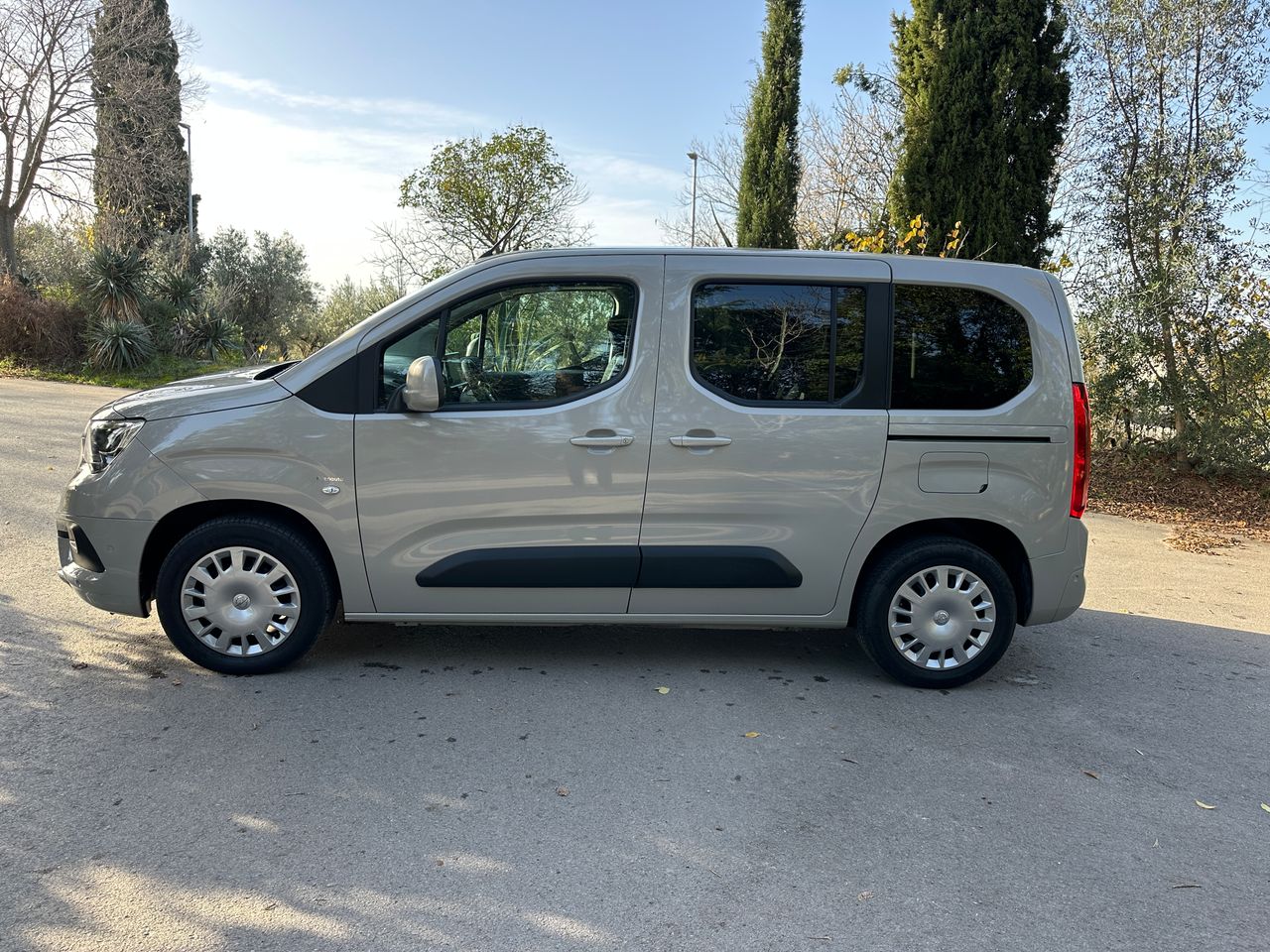 Foto Opel Combo 15