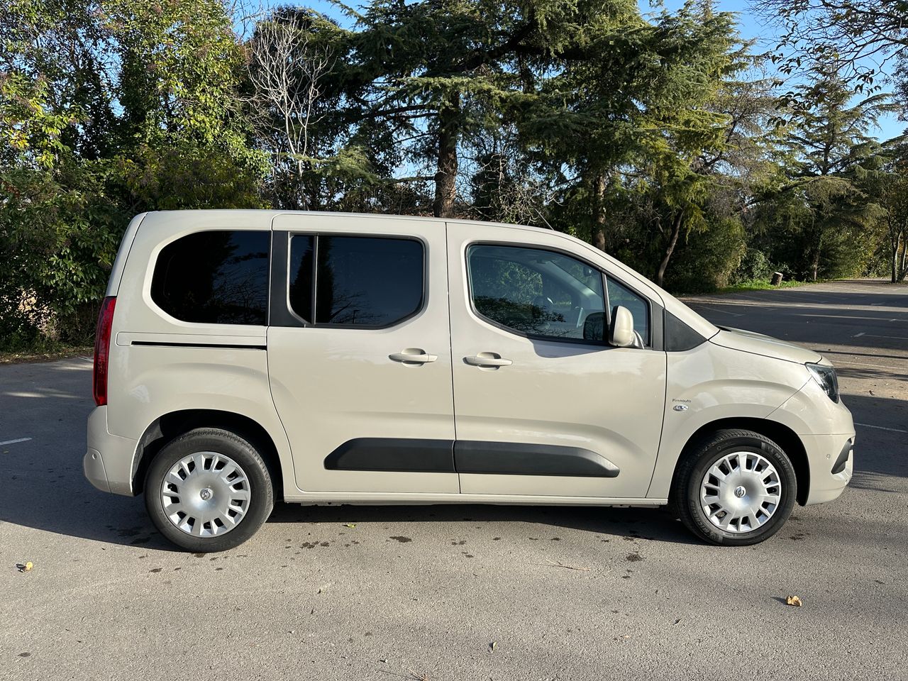 Foto Opel Combo 16