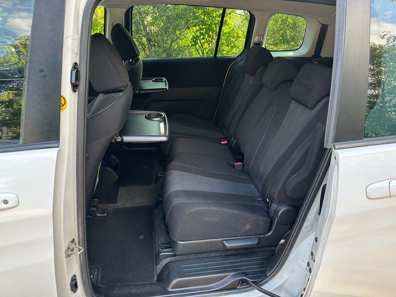 Foto Mazda Mazda5 19