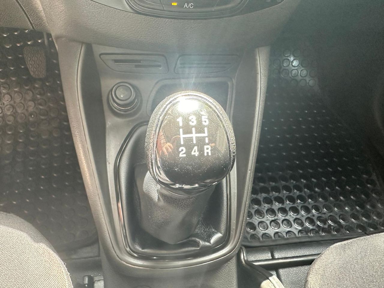 Foto Ford Tourneo Courier 10