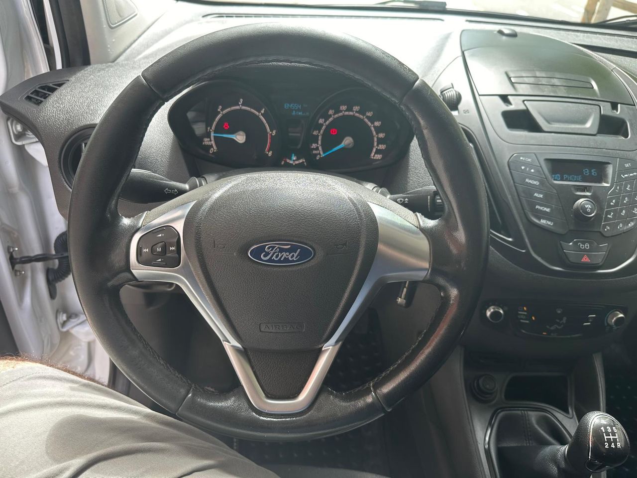 Foto Ford Tourneo Courier 12