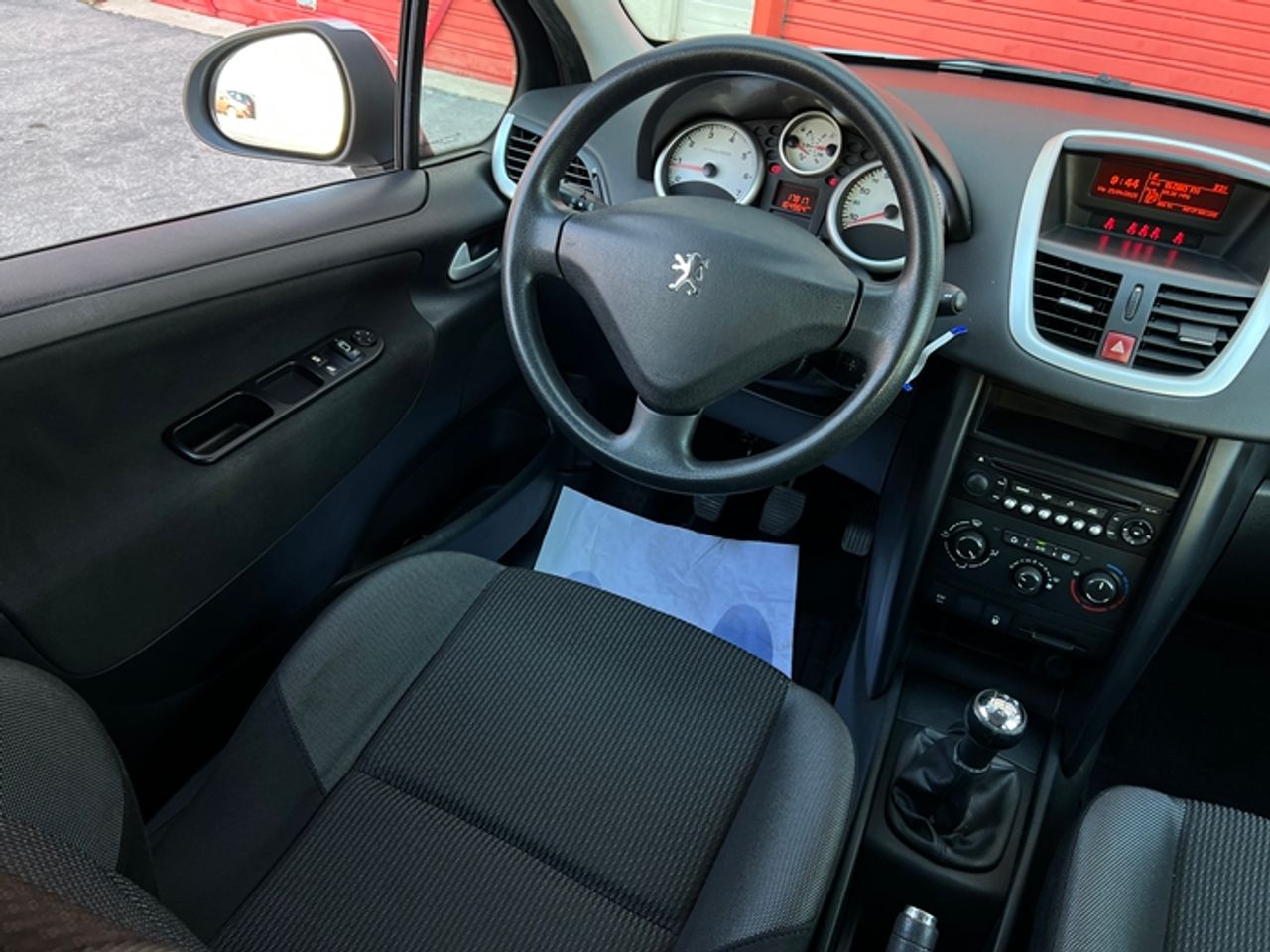 Foto Peugeot 207 28