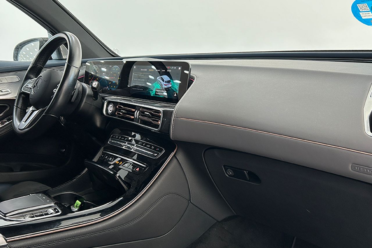 Foto Mercedes-Benz EQC 6