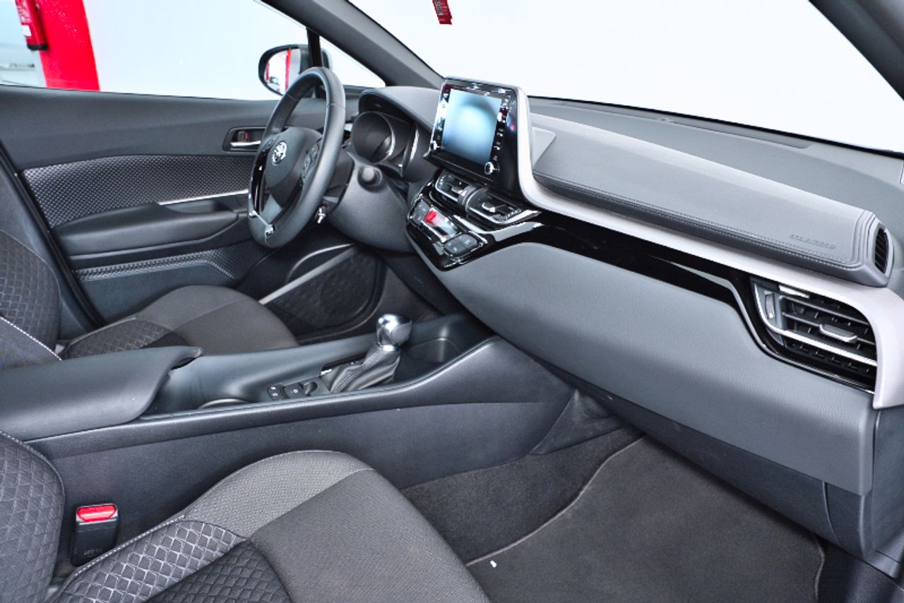 Foto Toyota C-HR 7