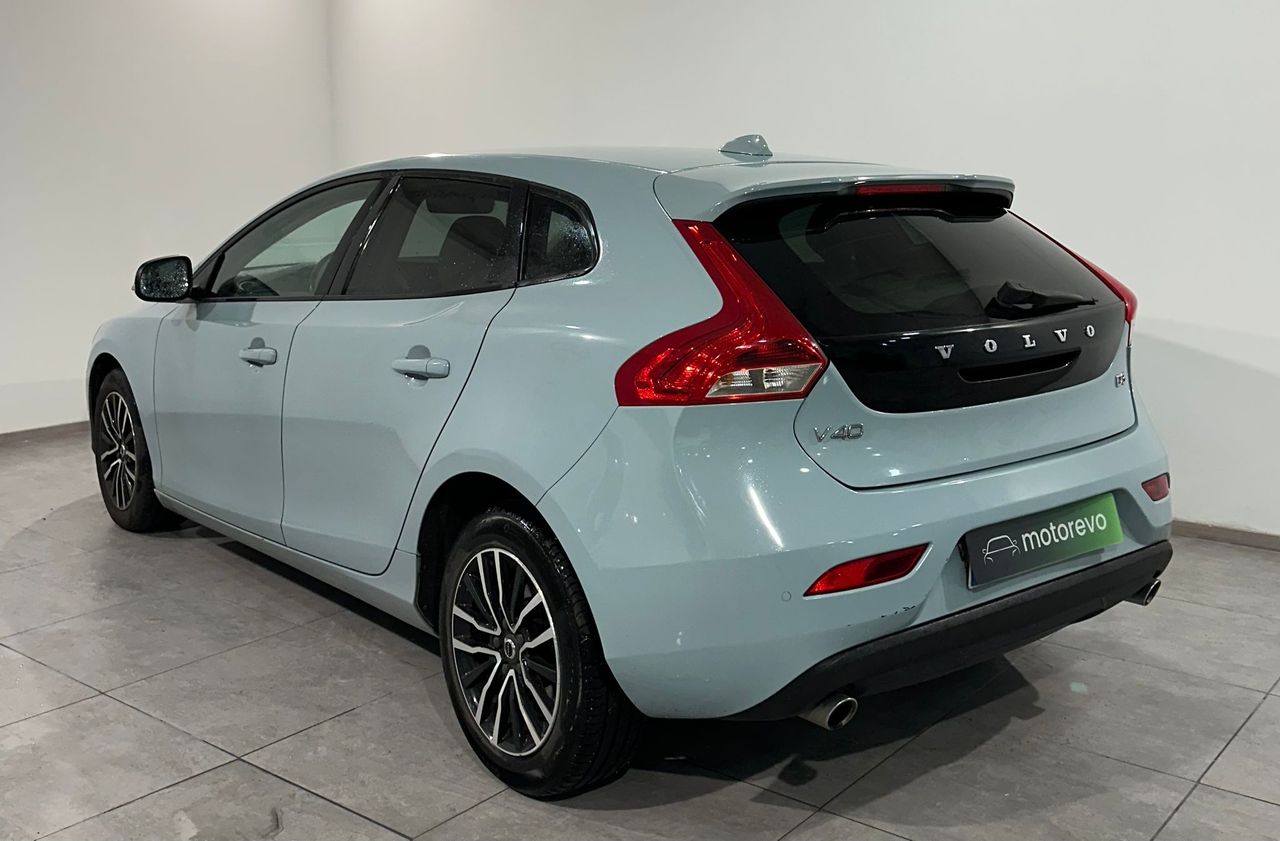 Foto Volvo V40 12