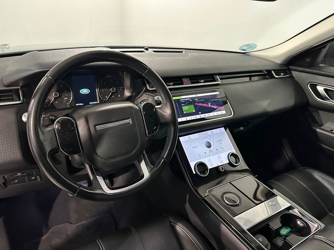 Foto Land-Rover Range Rover Velar 12