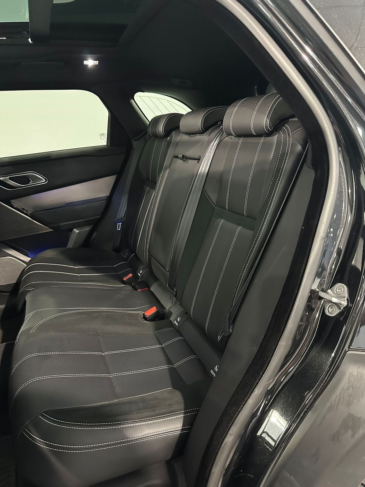Foto Land-Rover Range Rover Velar 8