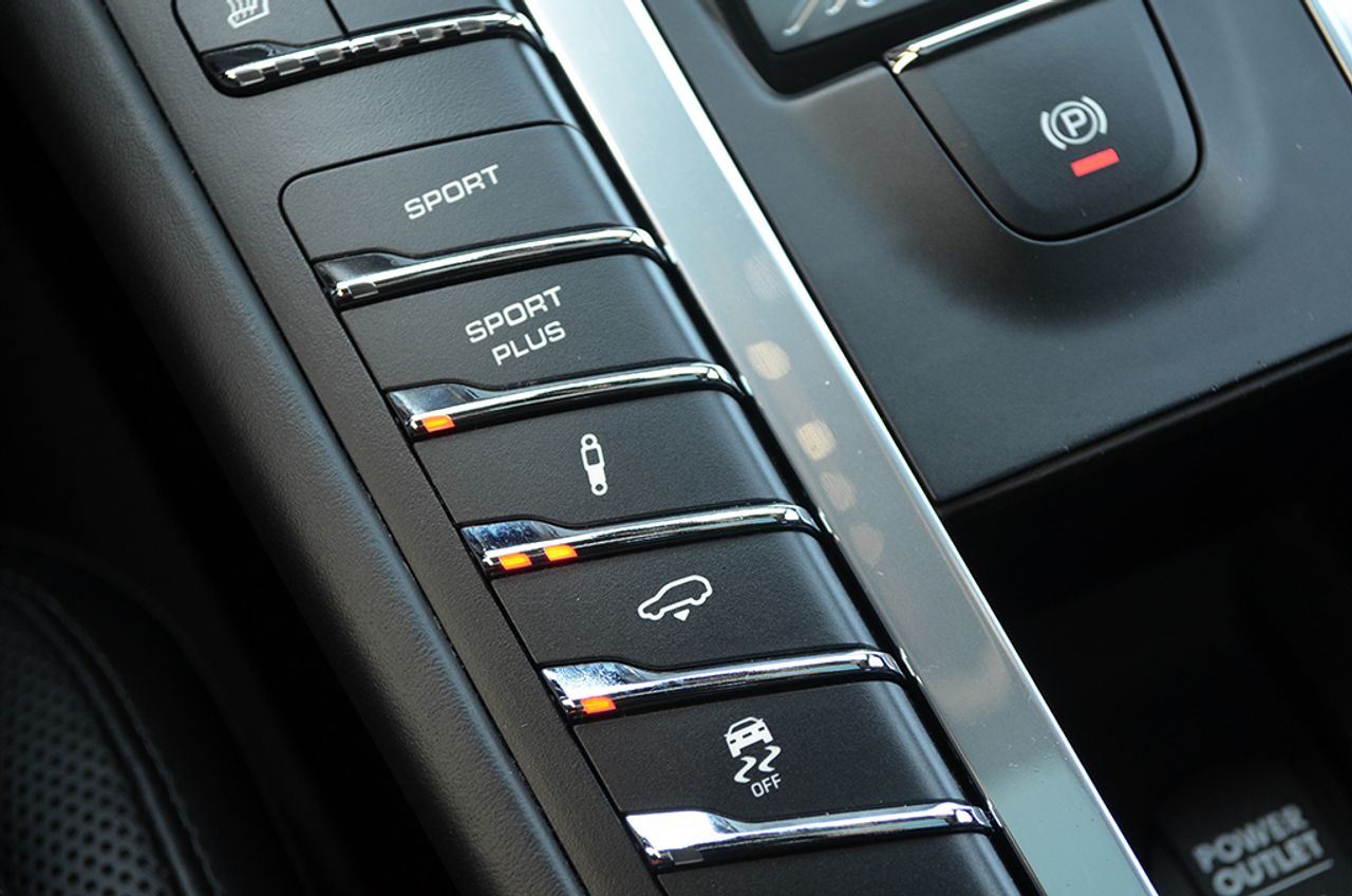 Foto Porsche Macan 77
