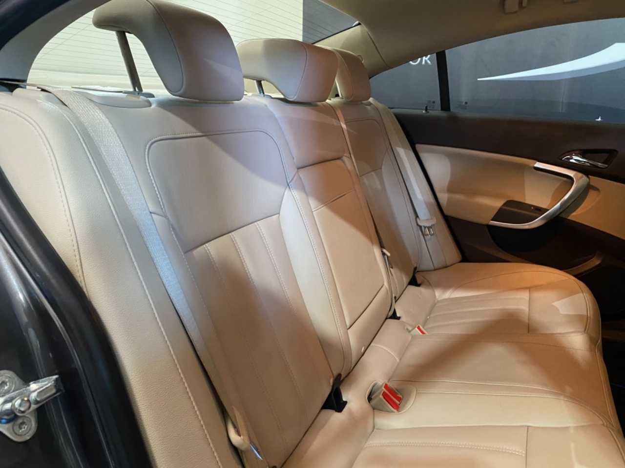Foto Opel Insignia  25