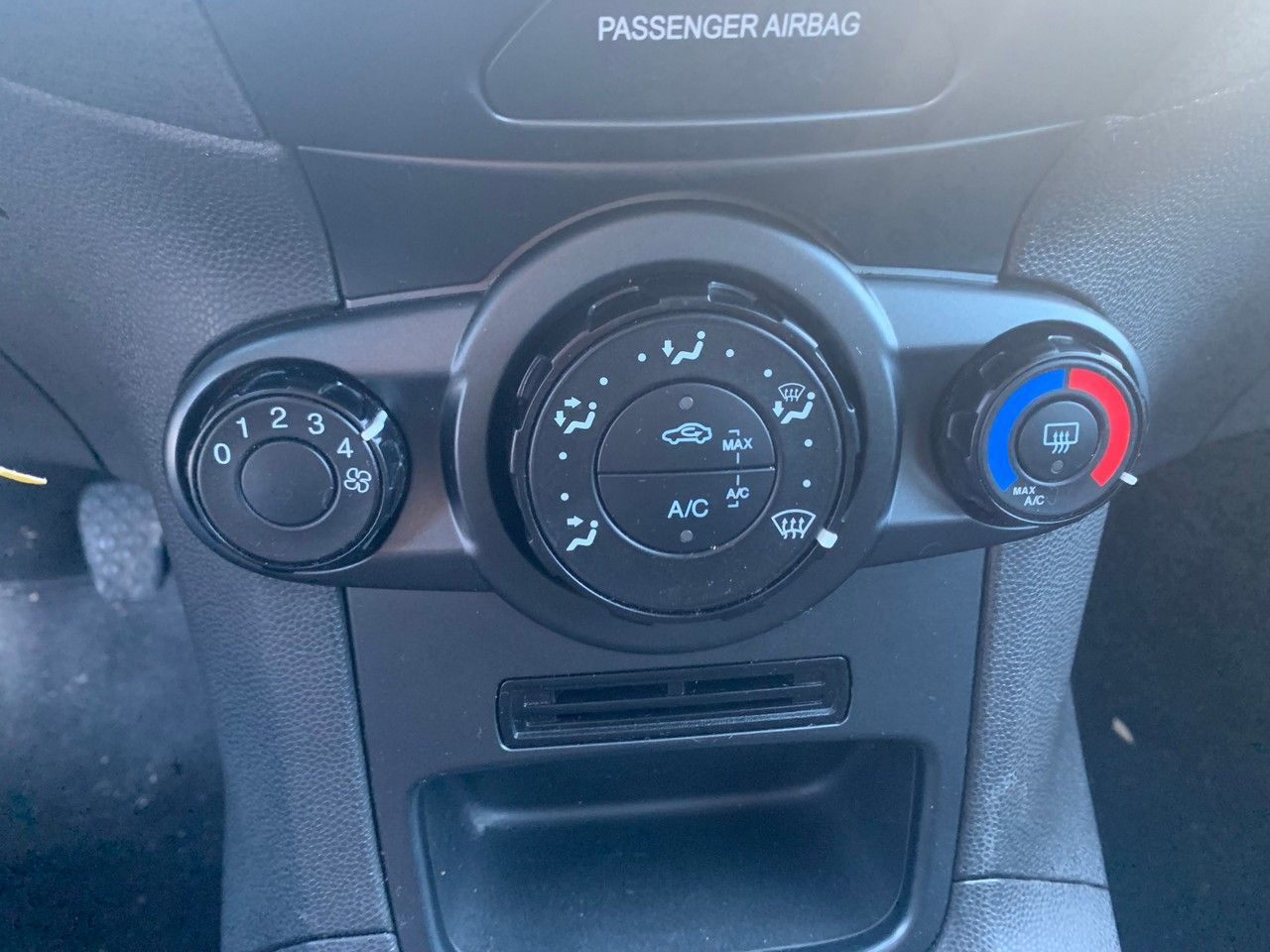 Foto Ford Fiesta 14