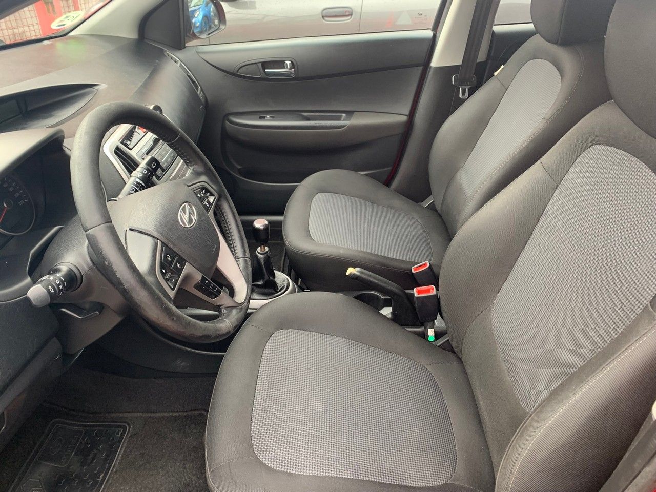 Foto Hyundai i20 8