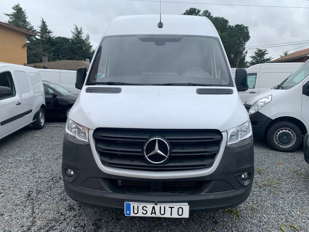Foto Mercedes-Benz Sprinter 2