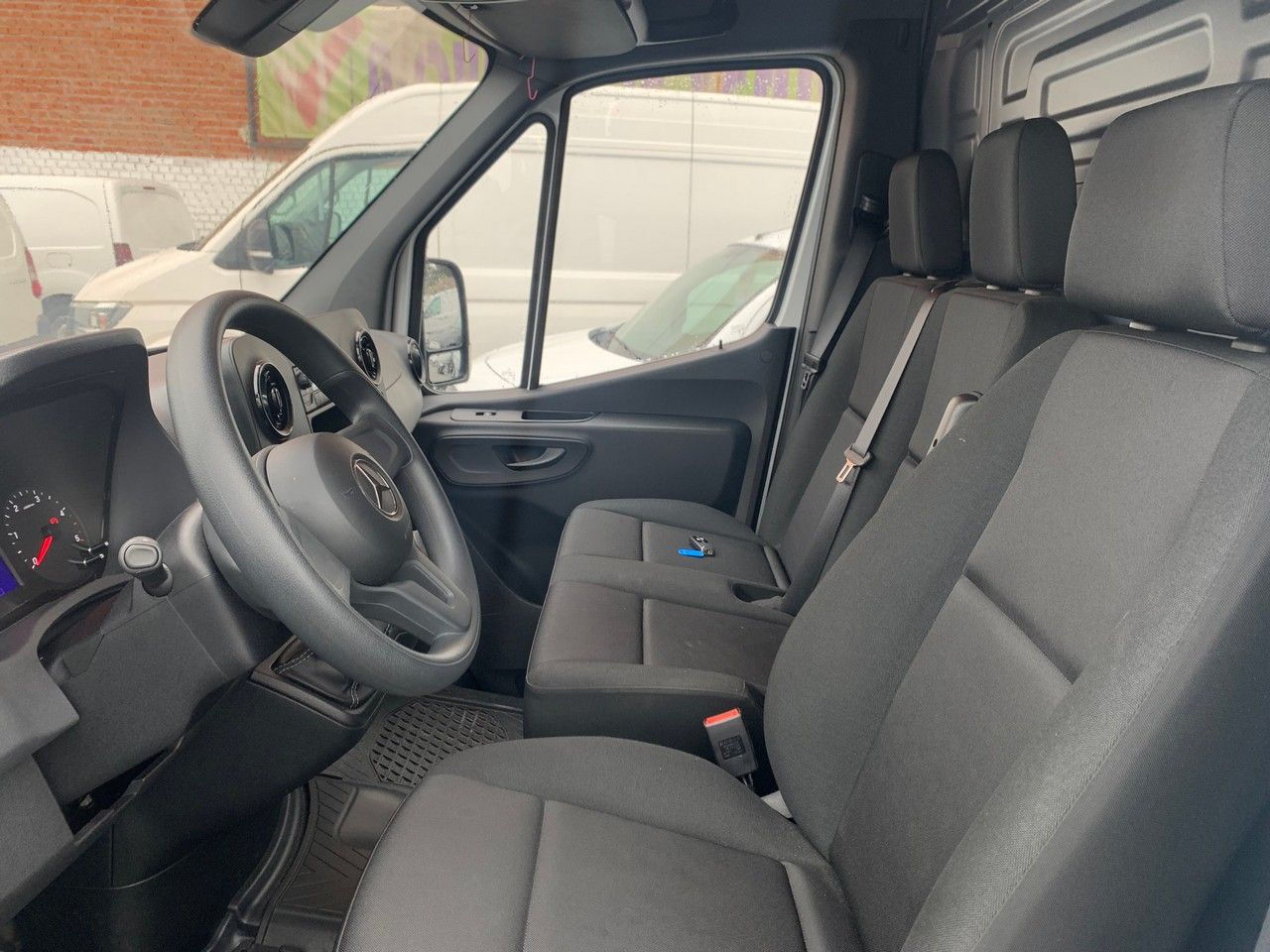 Foto Mercedes-Benz Sprinter 10