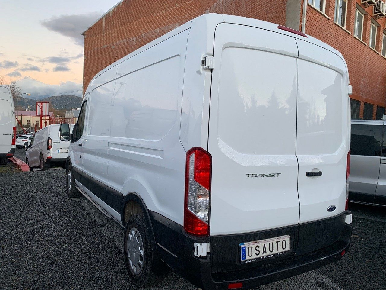 Foto Ford Transit  Courier 6