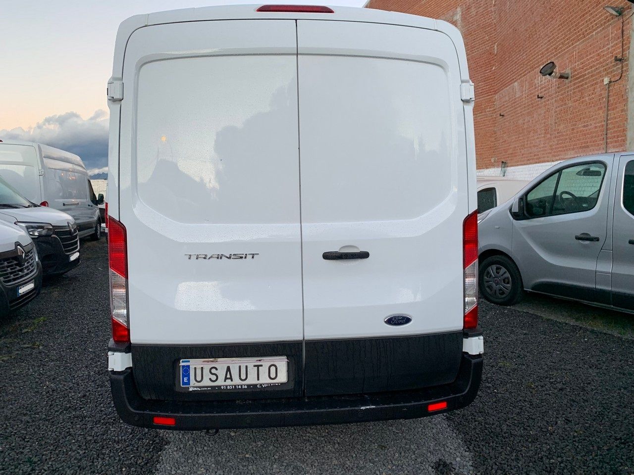 Foto Ford Transit  Courier 7
