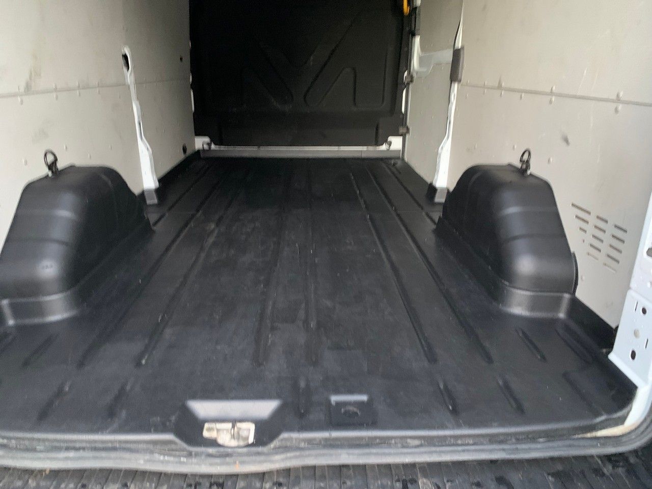 Foto Ford Transit  Courier 9