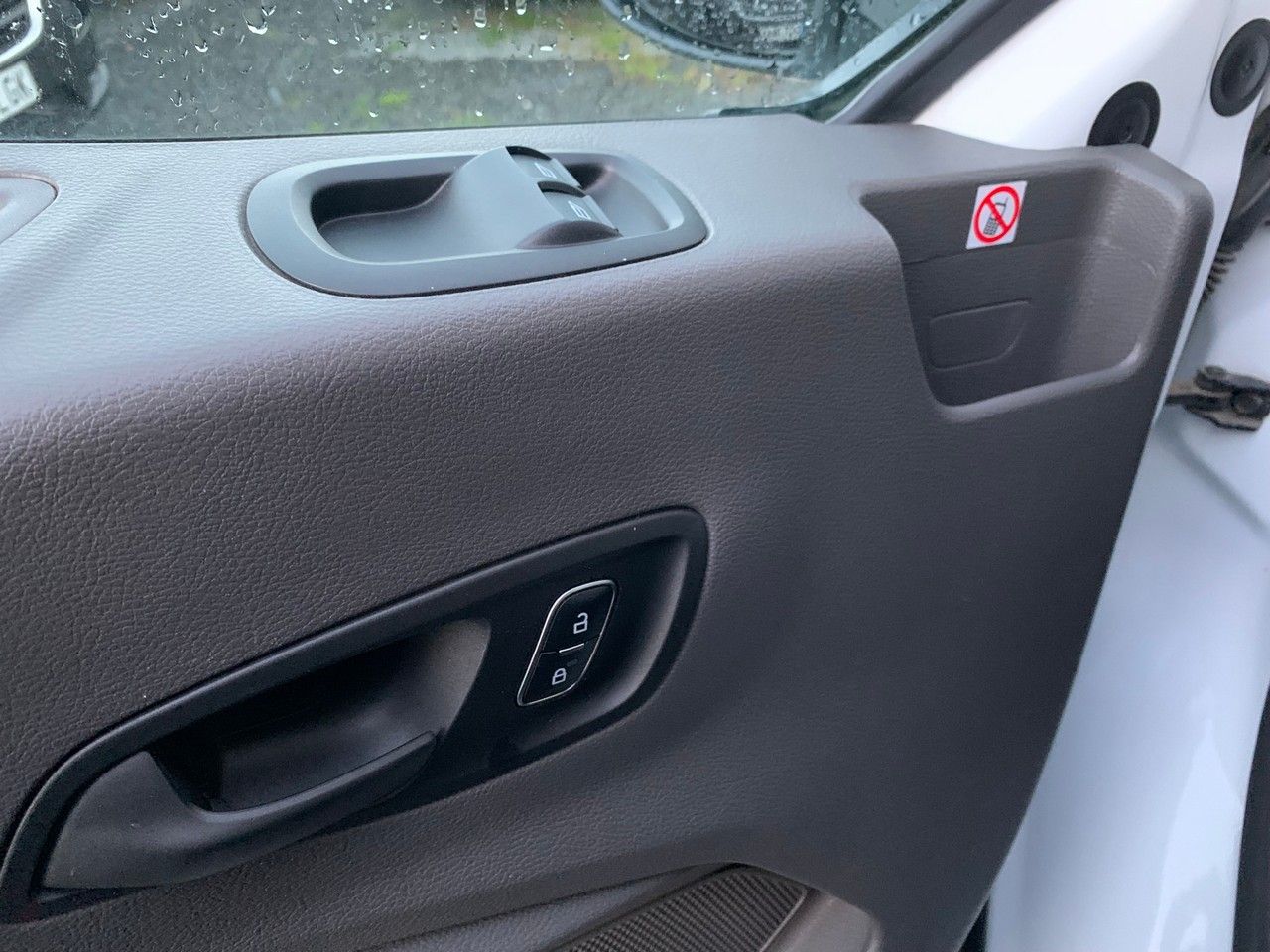 Foto Ford Transit  Courier 18