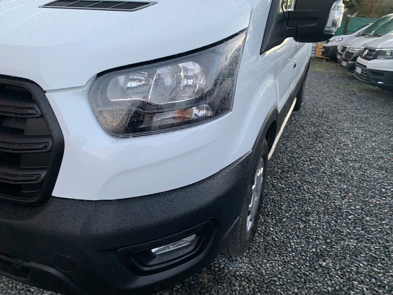 Foto Ford Transit  Courier 23