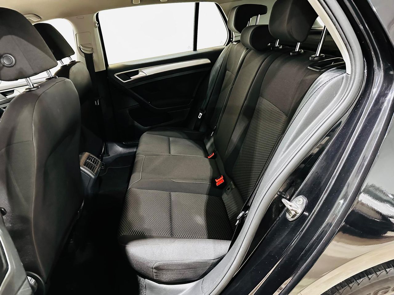 Foto Volkswagen Golf 15