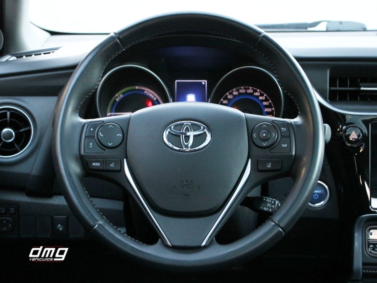 Foto Toyota Auris 13