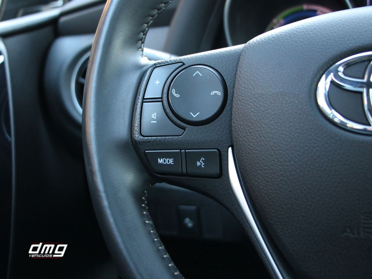 Foto Toyota Auris 16