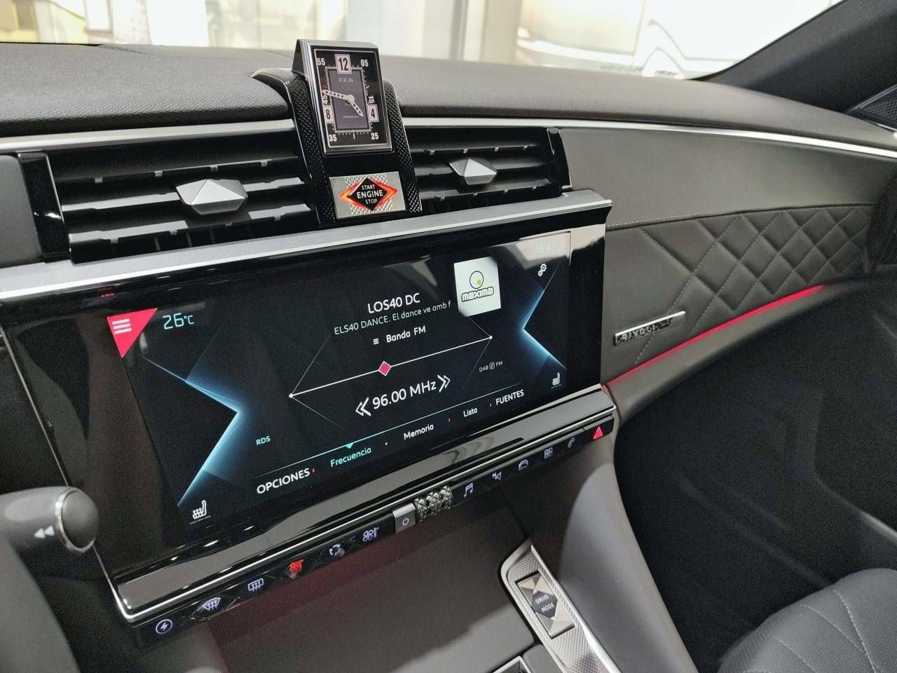 Foto DS Automobiles DS 9 19