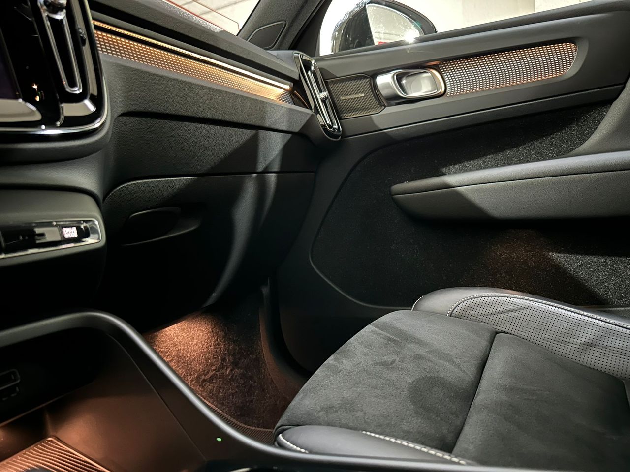 Foto Volvo XC40 12