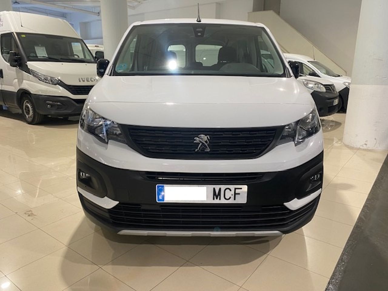 Foto Peugeot Rifter 2