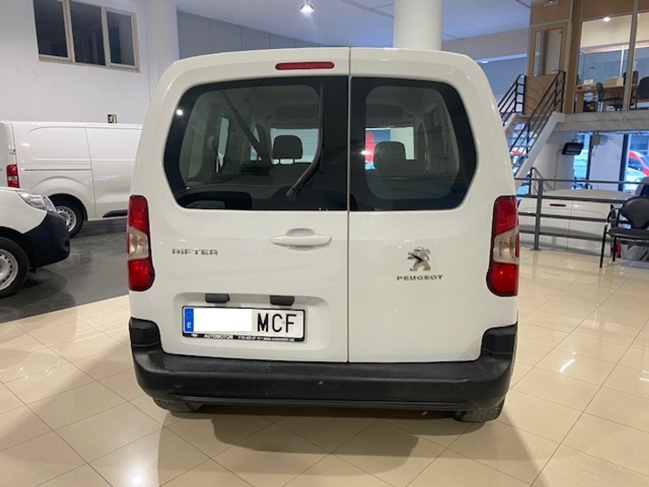 Foto Peugeot Rifter 8