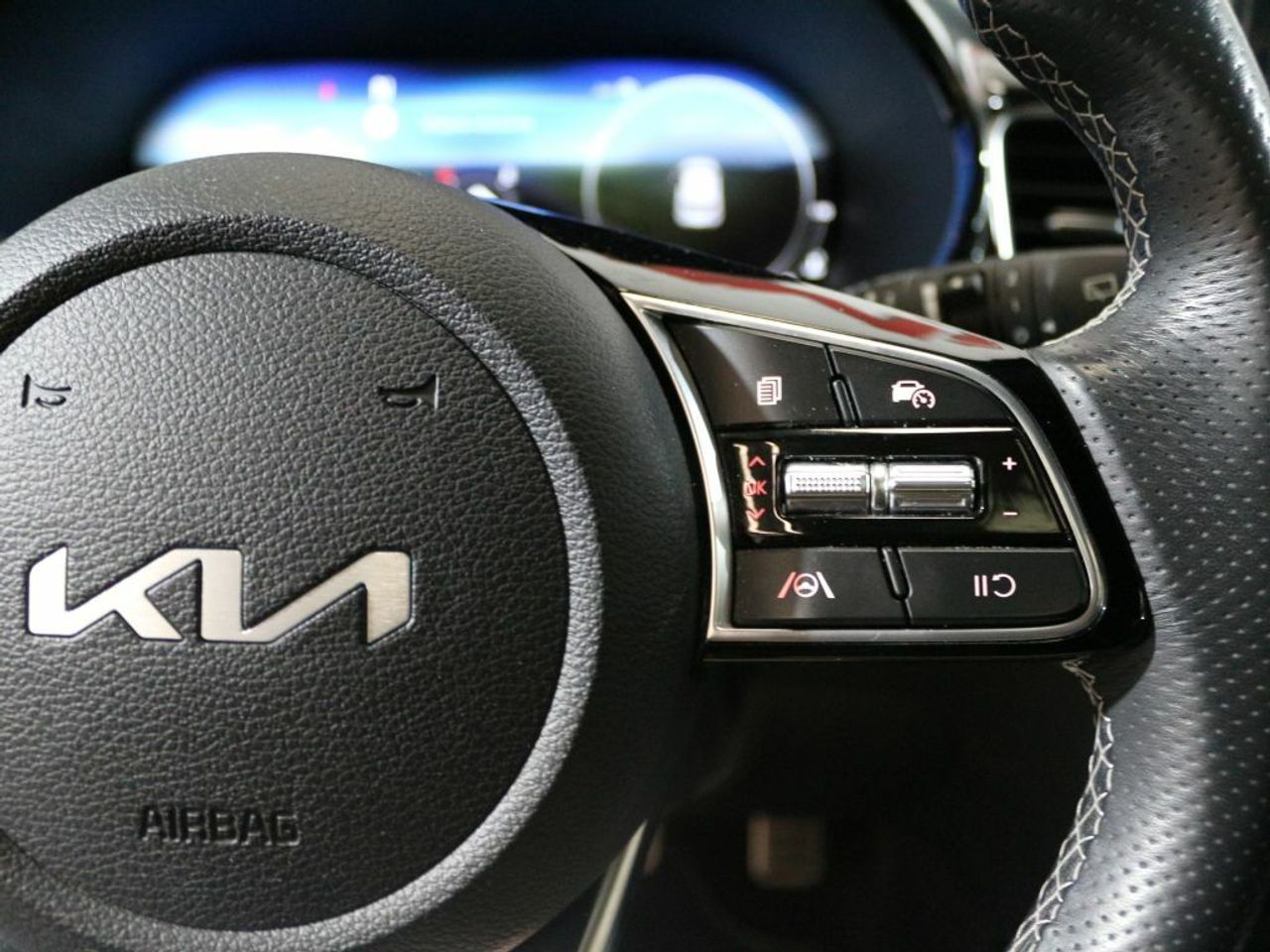 Foto Kia XCeed 19