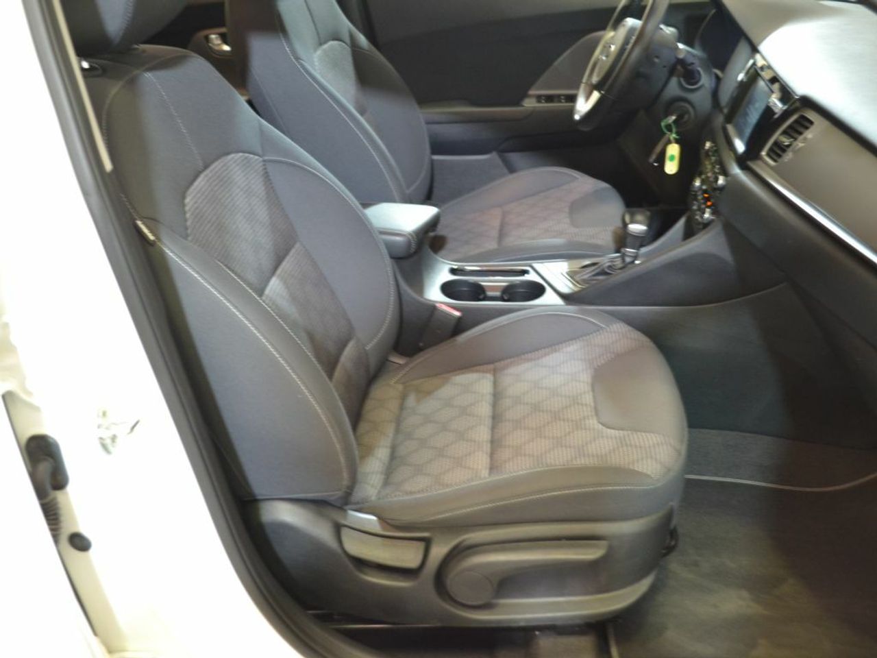 Foto Kia Niro 11