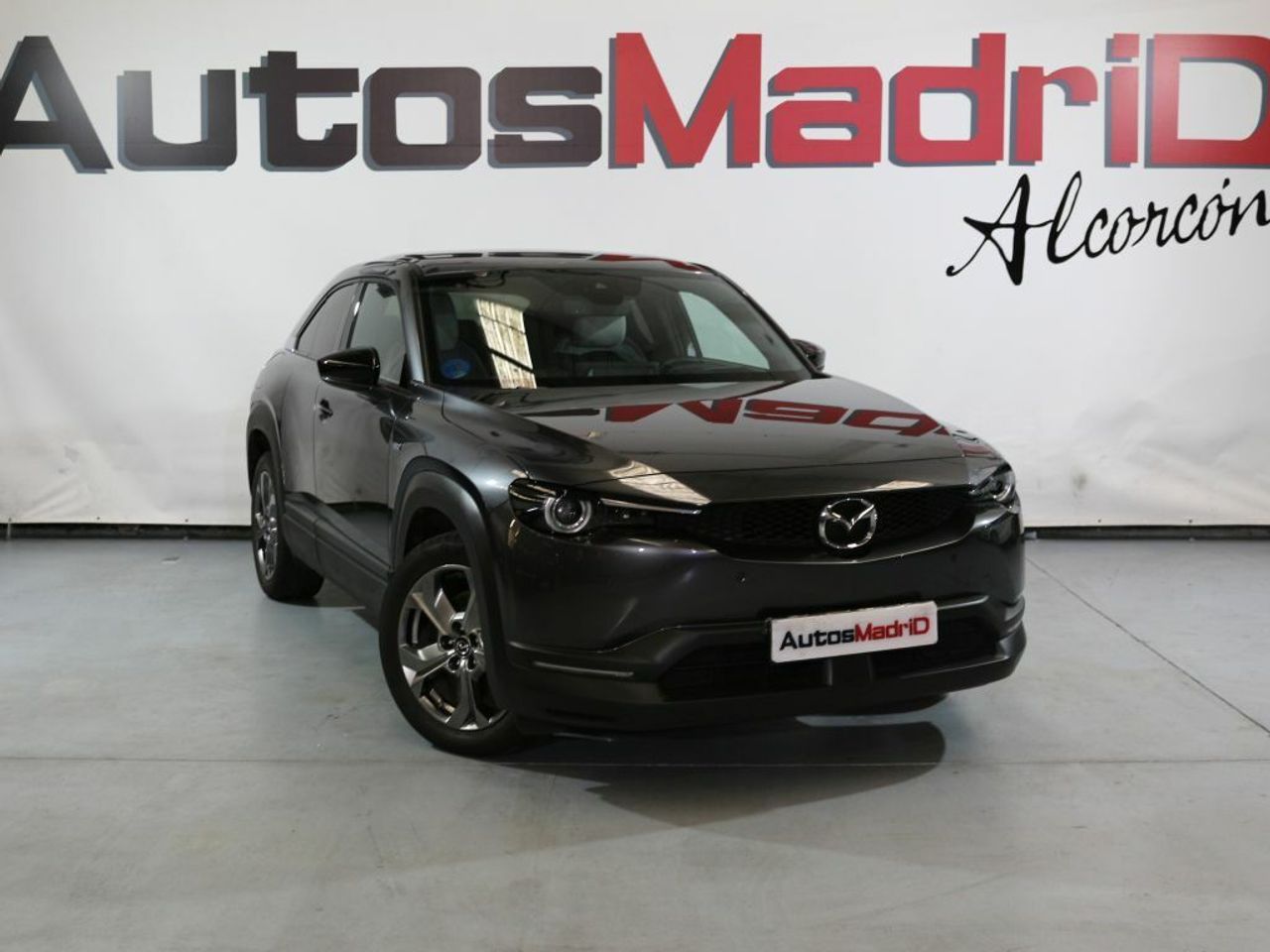 Foto Mazda MX-30 1
