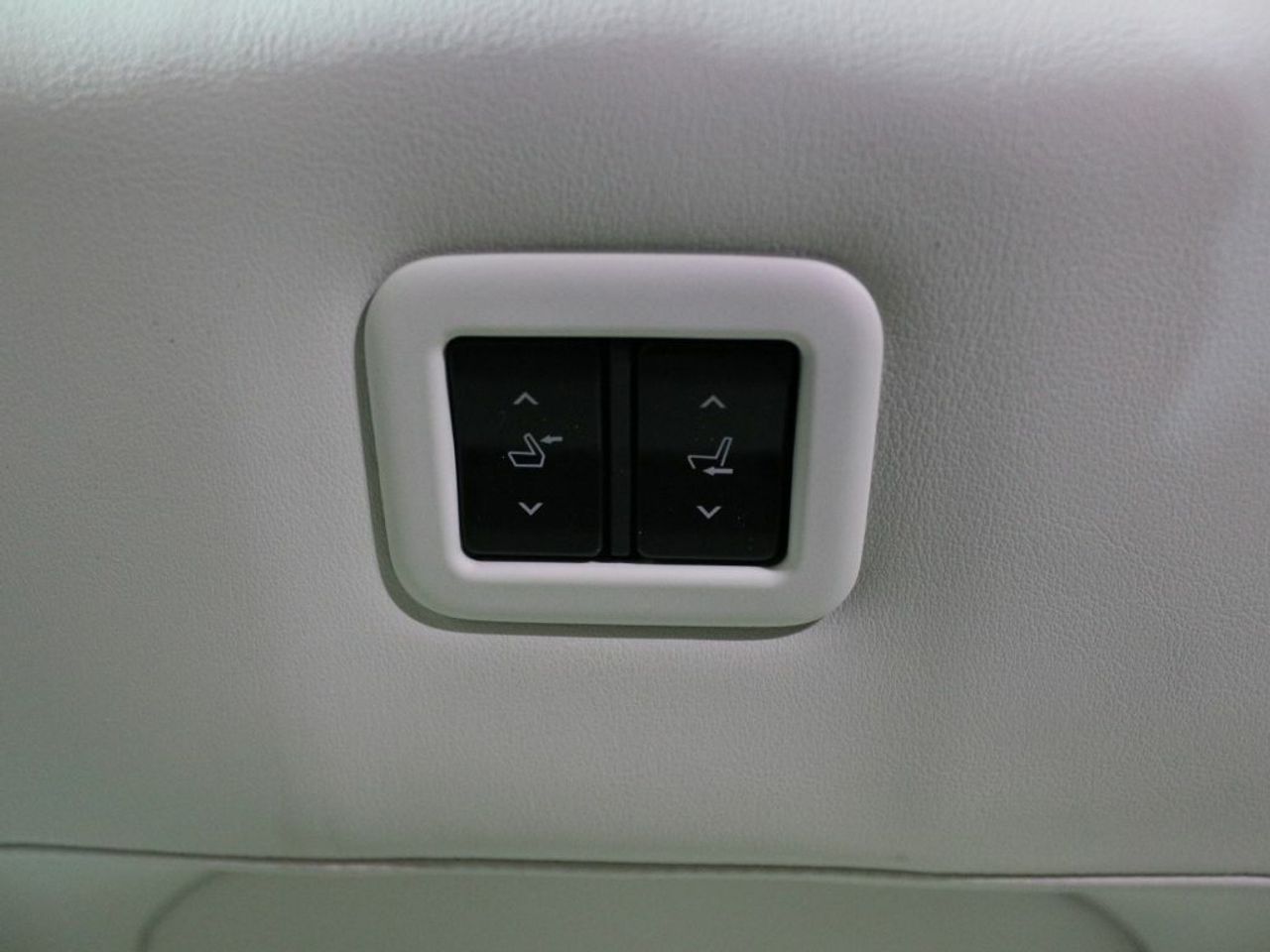 Foto Mazda MX-30 18