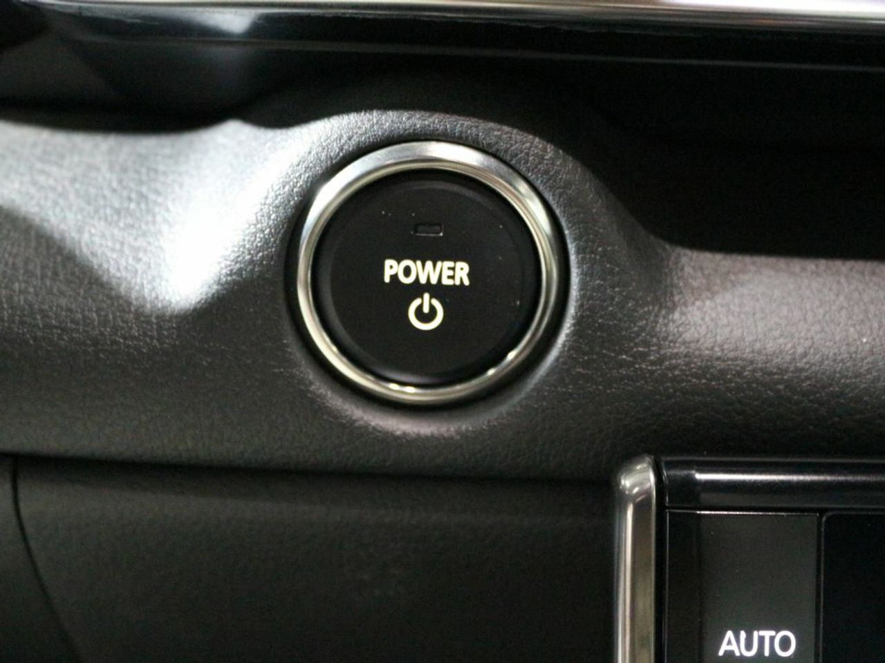 Foto Mazda MX-30 29