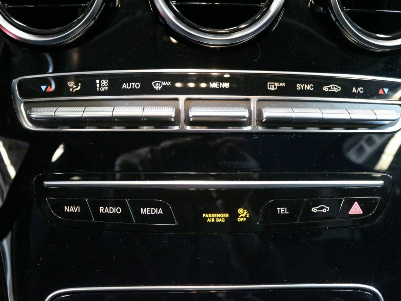 Foto Mercedes-Benz Clase C 30