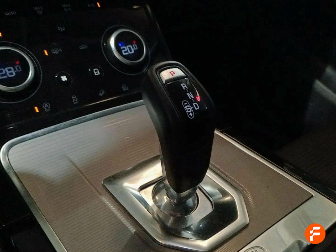Foto Land-Rover Range Rover Evoque 13