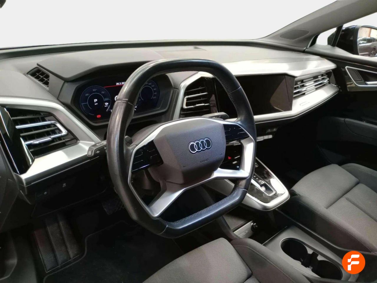 Foto Audi Q4 5