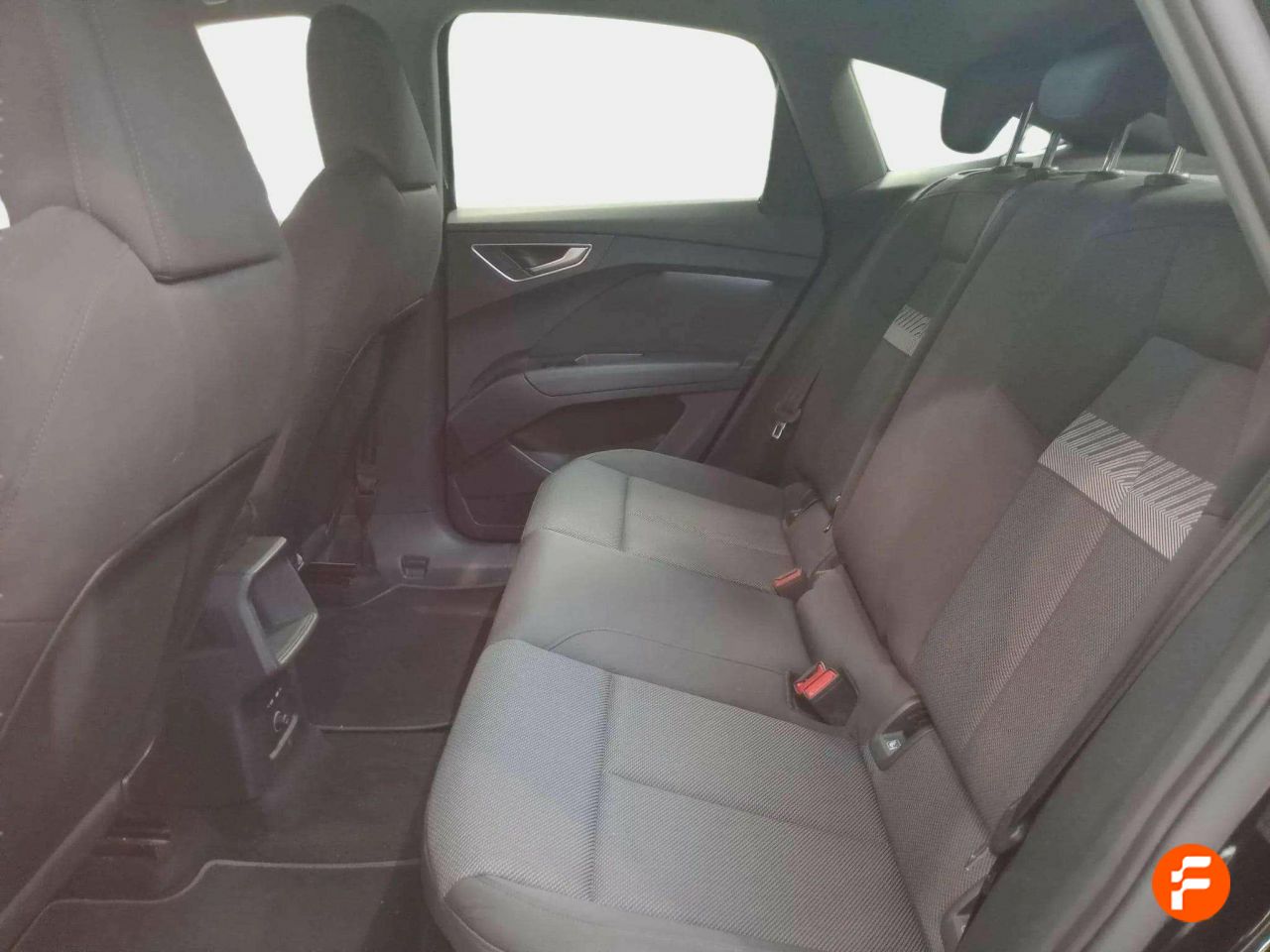 Foto Audi Q4 9
