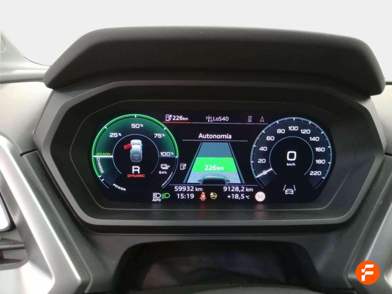 Foto Audi Q4 15