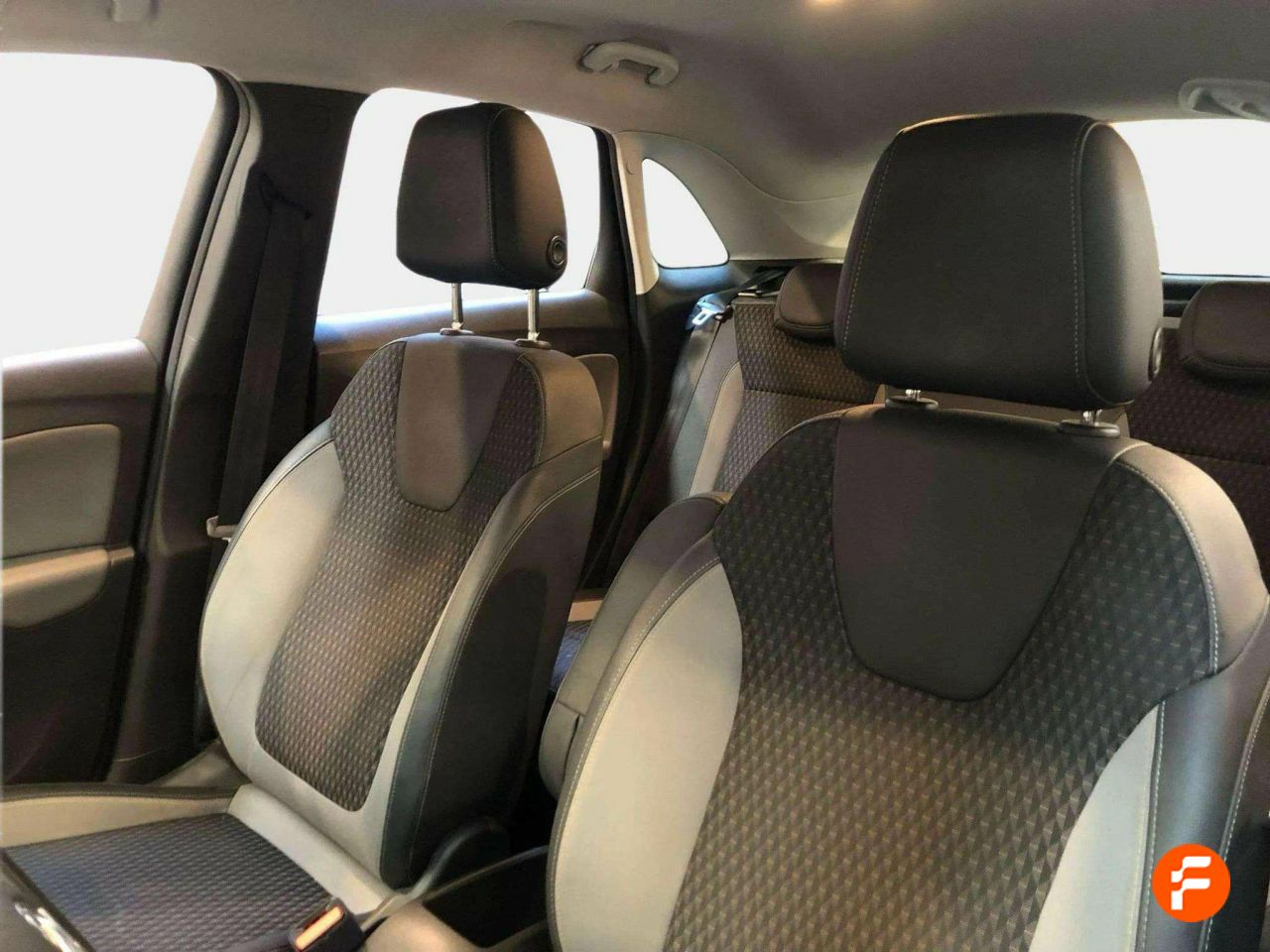 Foto Opel Crossland X 7