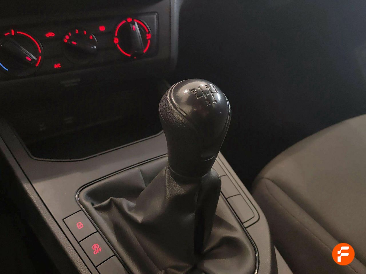 Foto Seat Ibiza 16