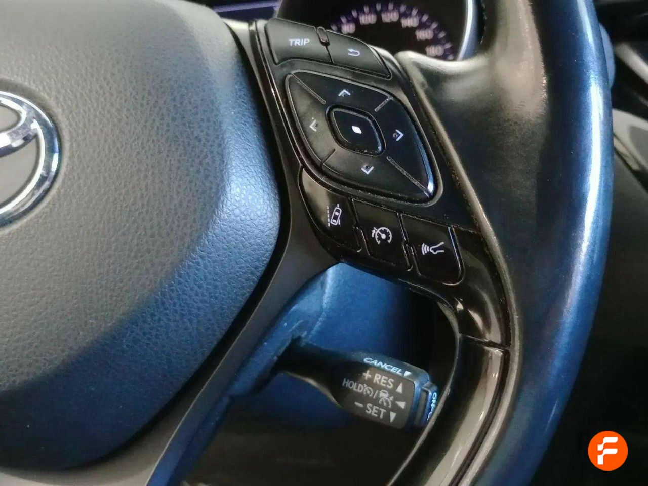 Foto Toyota C-HR 20