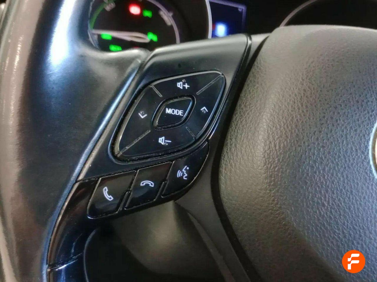 Foto Toyota C-HR 21